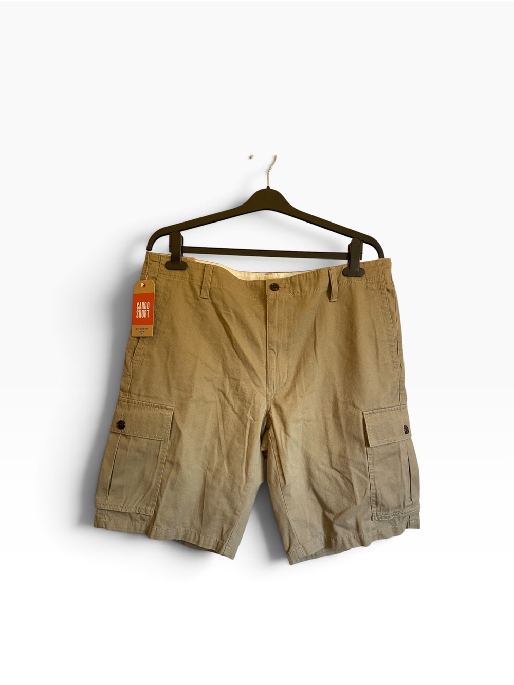 Dockers Men's Cargo Shorts in Khaki Tan